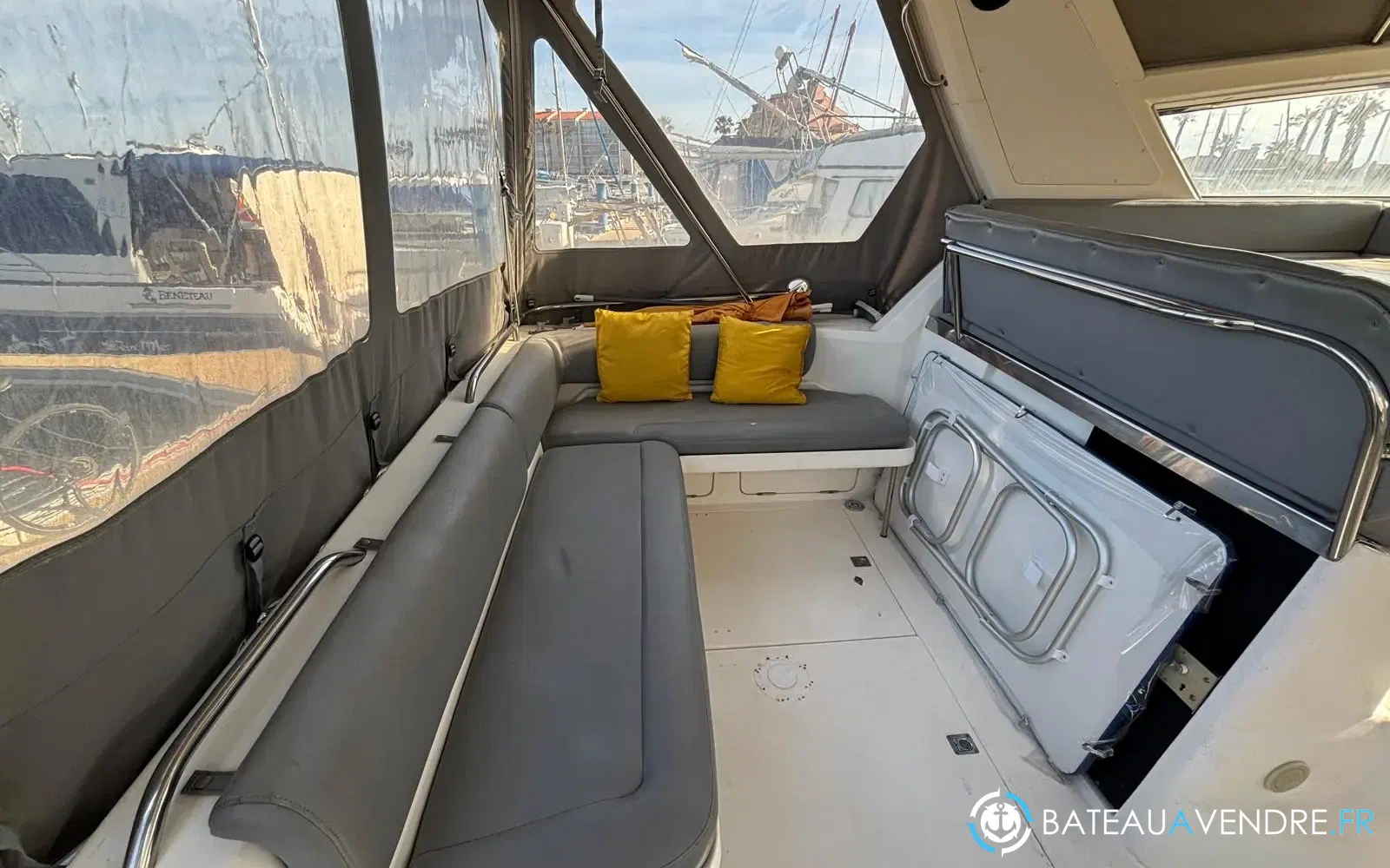 slider 15 Sealine 365 Sport Brigde