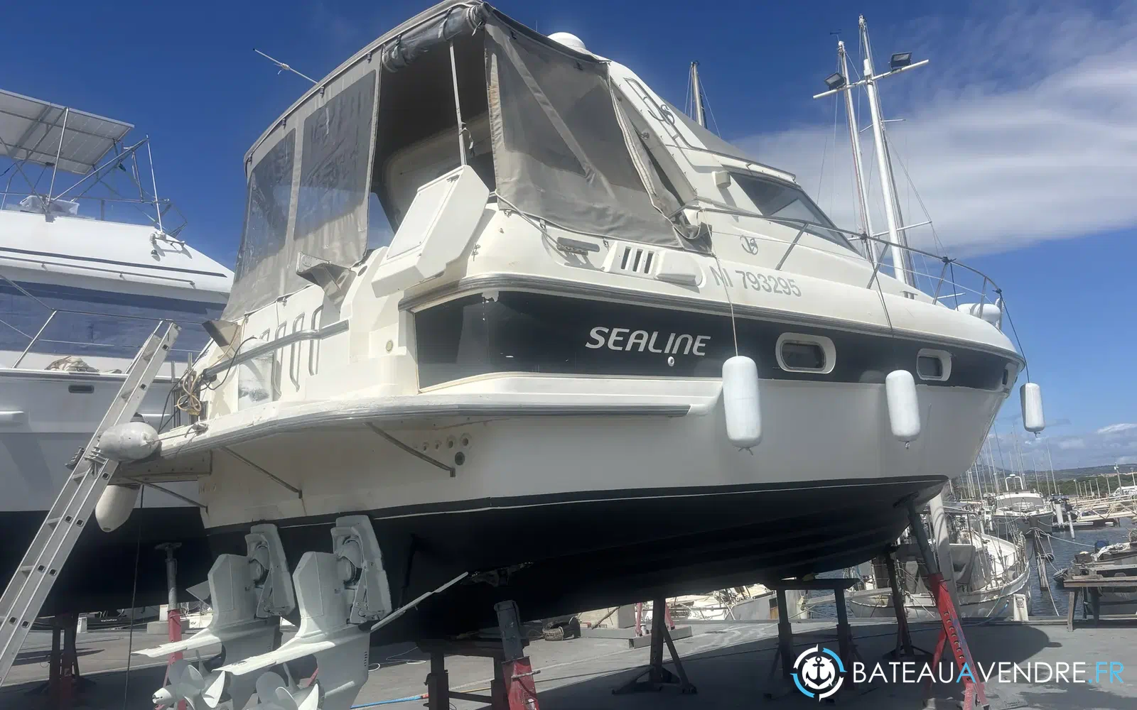 slider 23 Sealine 365 Sport Brigde