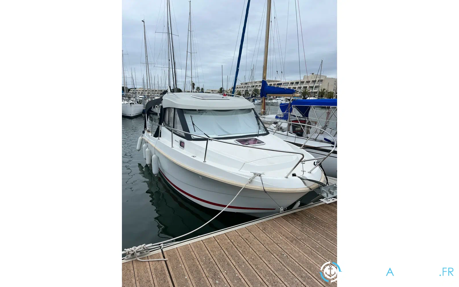 slider 8 Beneteau Antares 780 HB