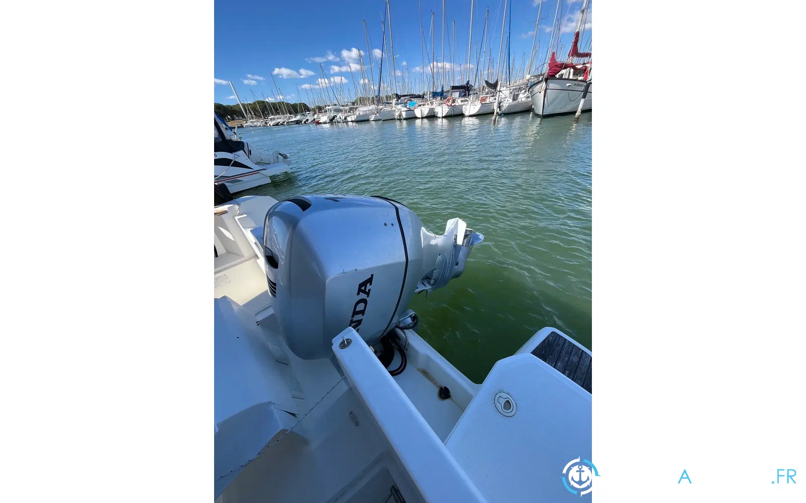 slider 3 Beneteau Antares 780 HB