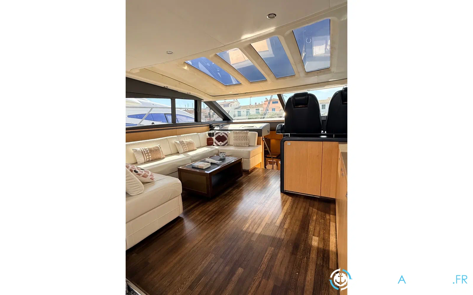 slider 10 Princess V62