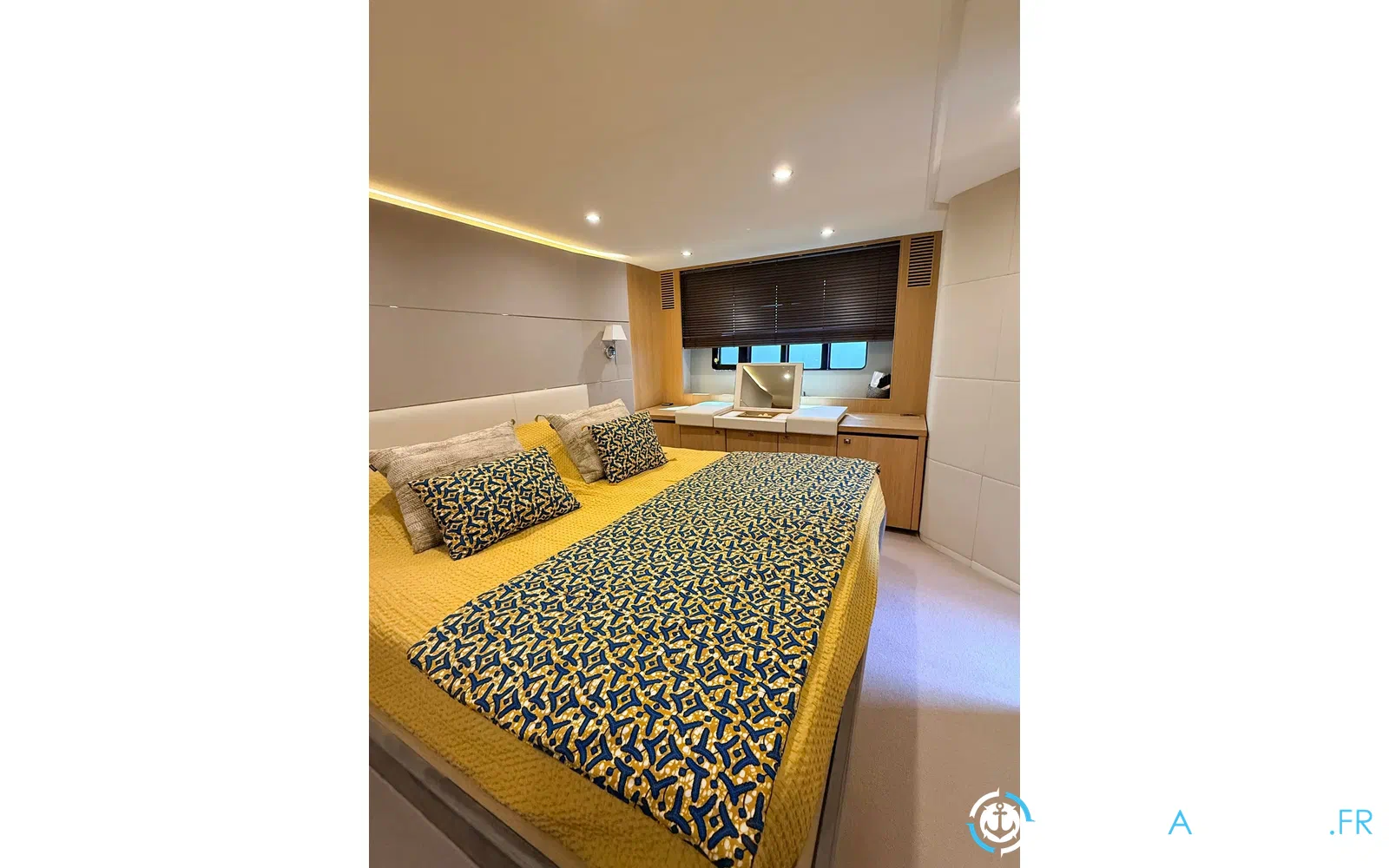 slider 12 Princess V62