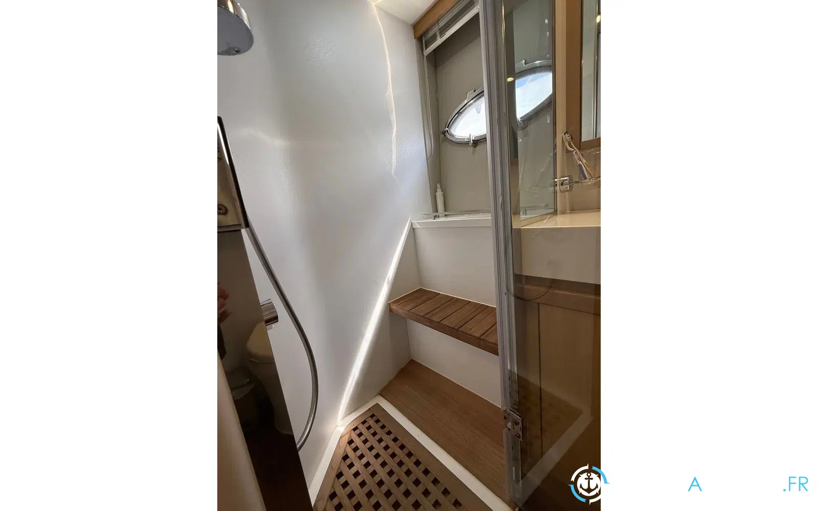 slider 14 Princess V62