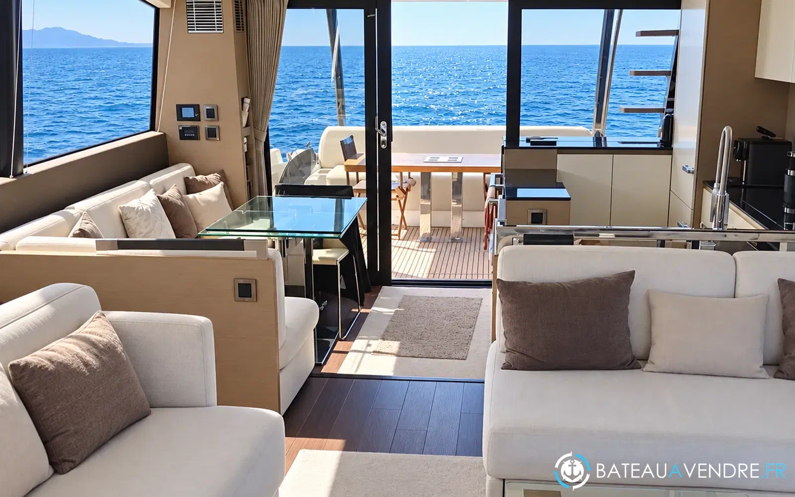 slider 17 Jeanneau Prestige 680