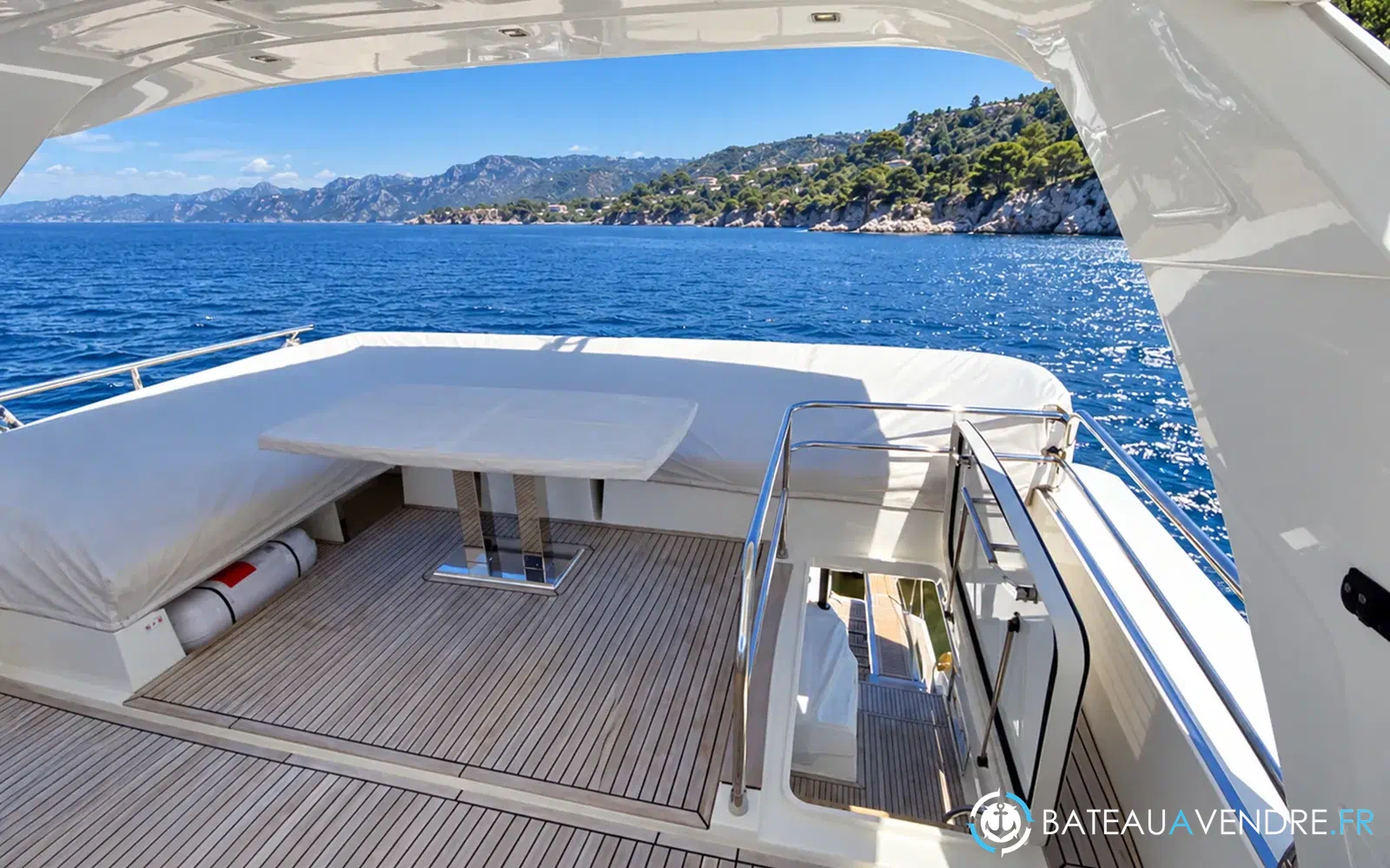 slider 9 Jeanneau Prestige 680