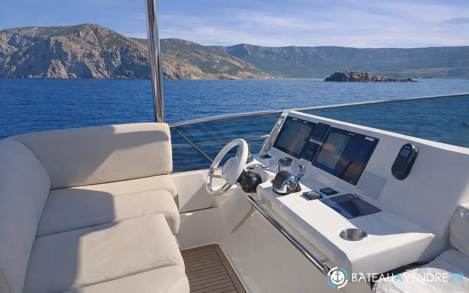 slider 4 Jeanneau Prestige 680