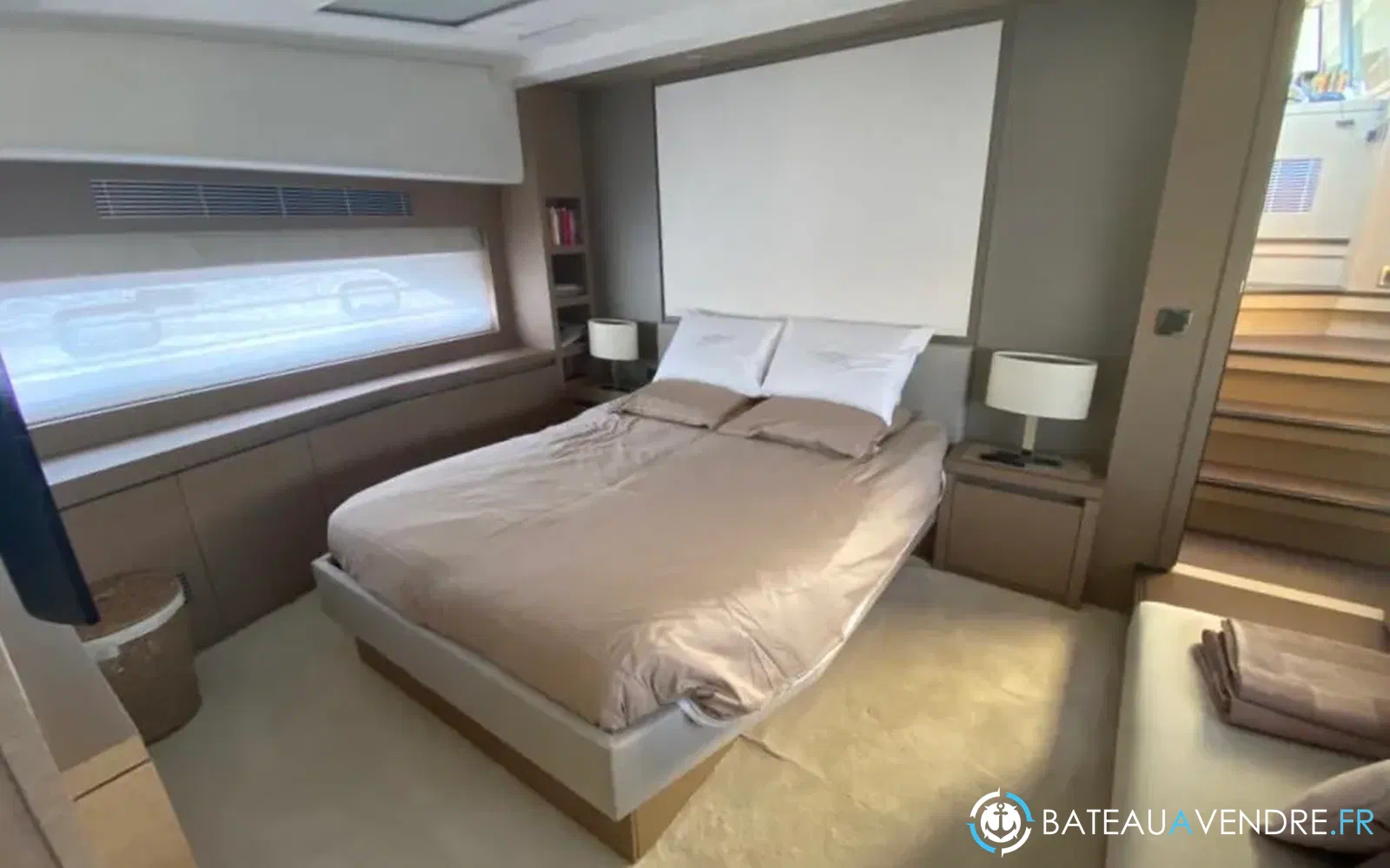 slider 11 Jeanneau Prestige 680