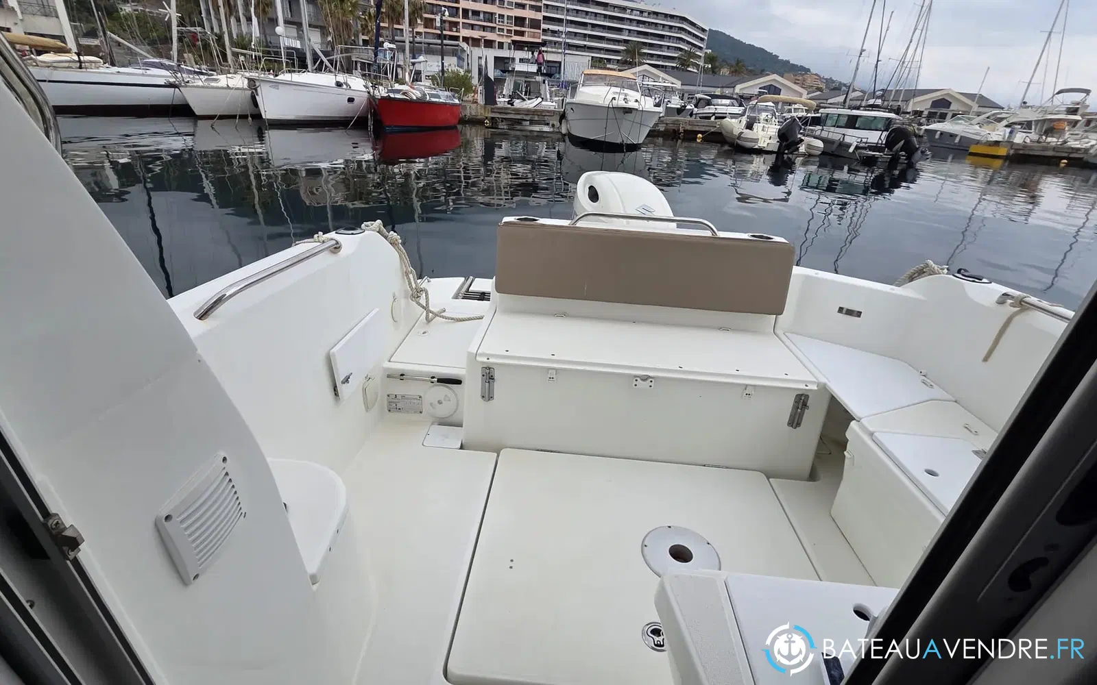 slider 9 Beneteau Antares 7 ANTARES 7 OB