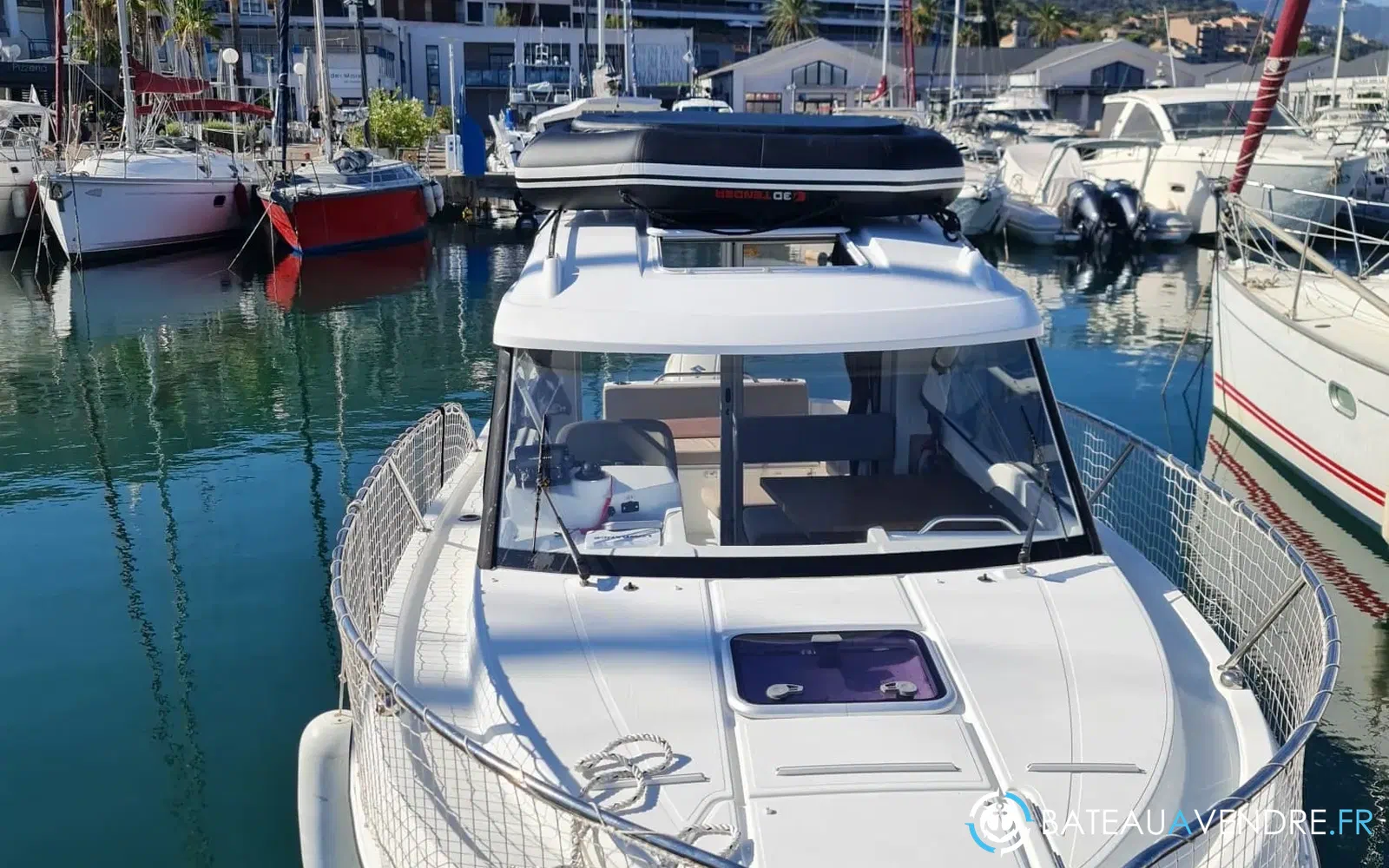 slider 3 Beneteau Antares 7 ANTARES 7 OB