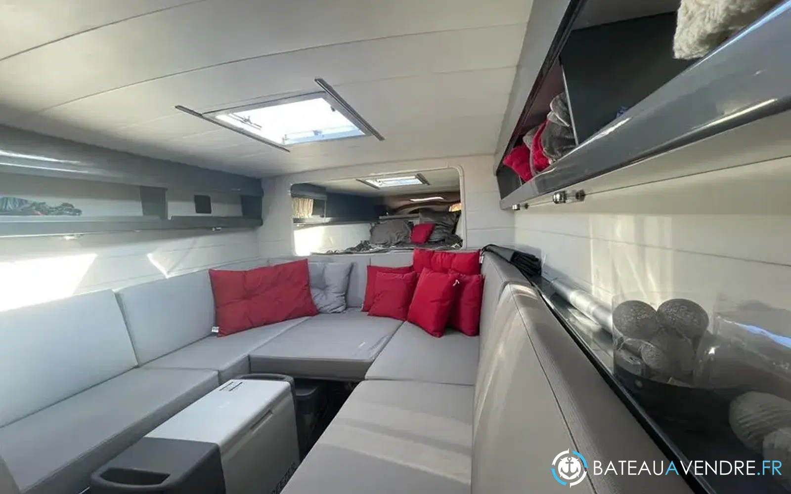 slider 12 Benetti 45