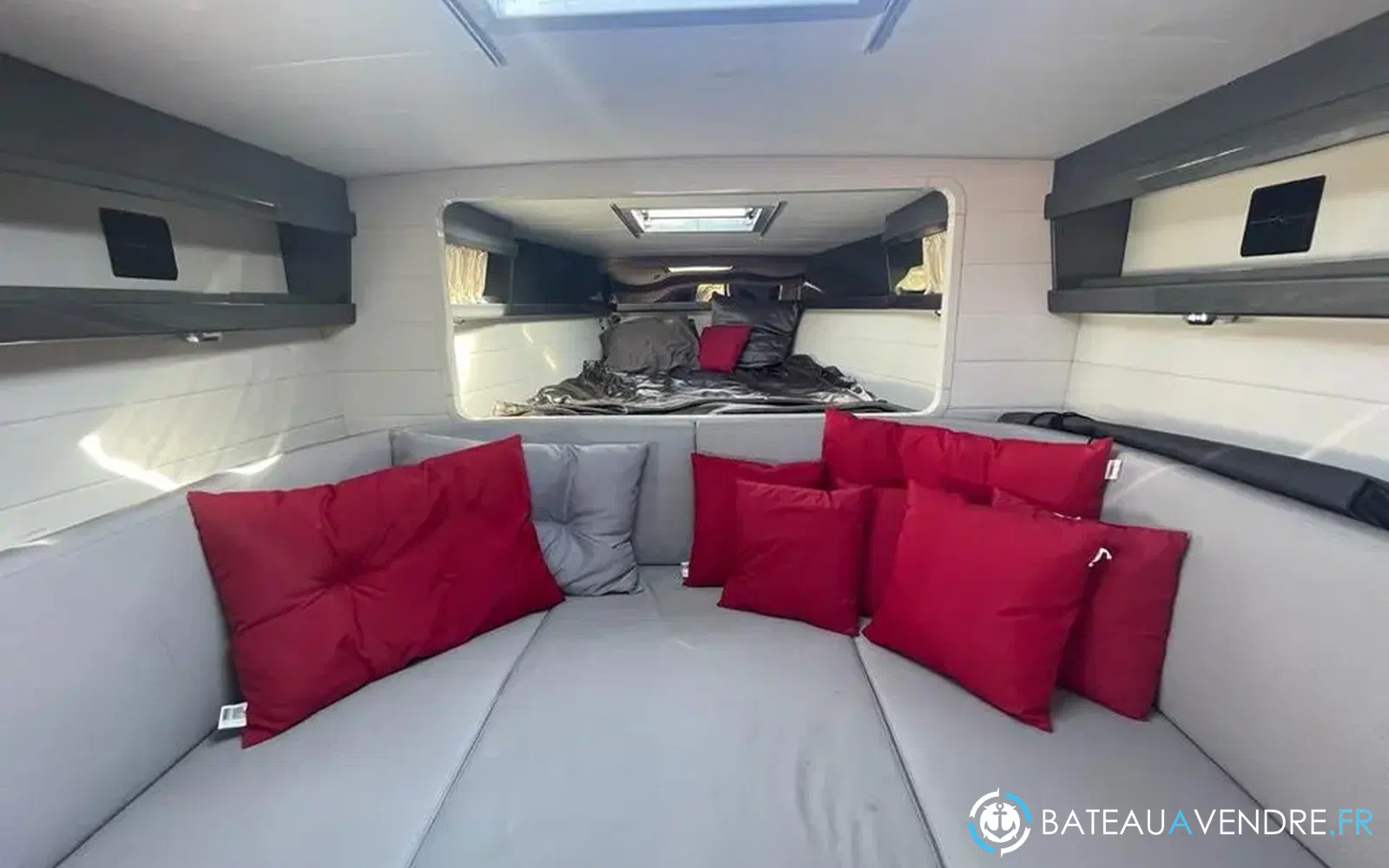 slider 16 Benetti 45