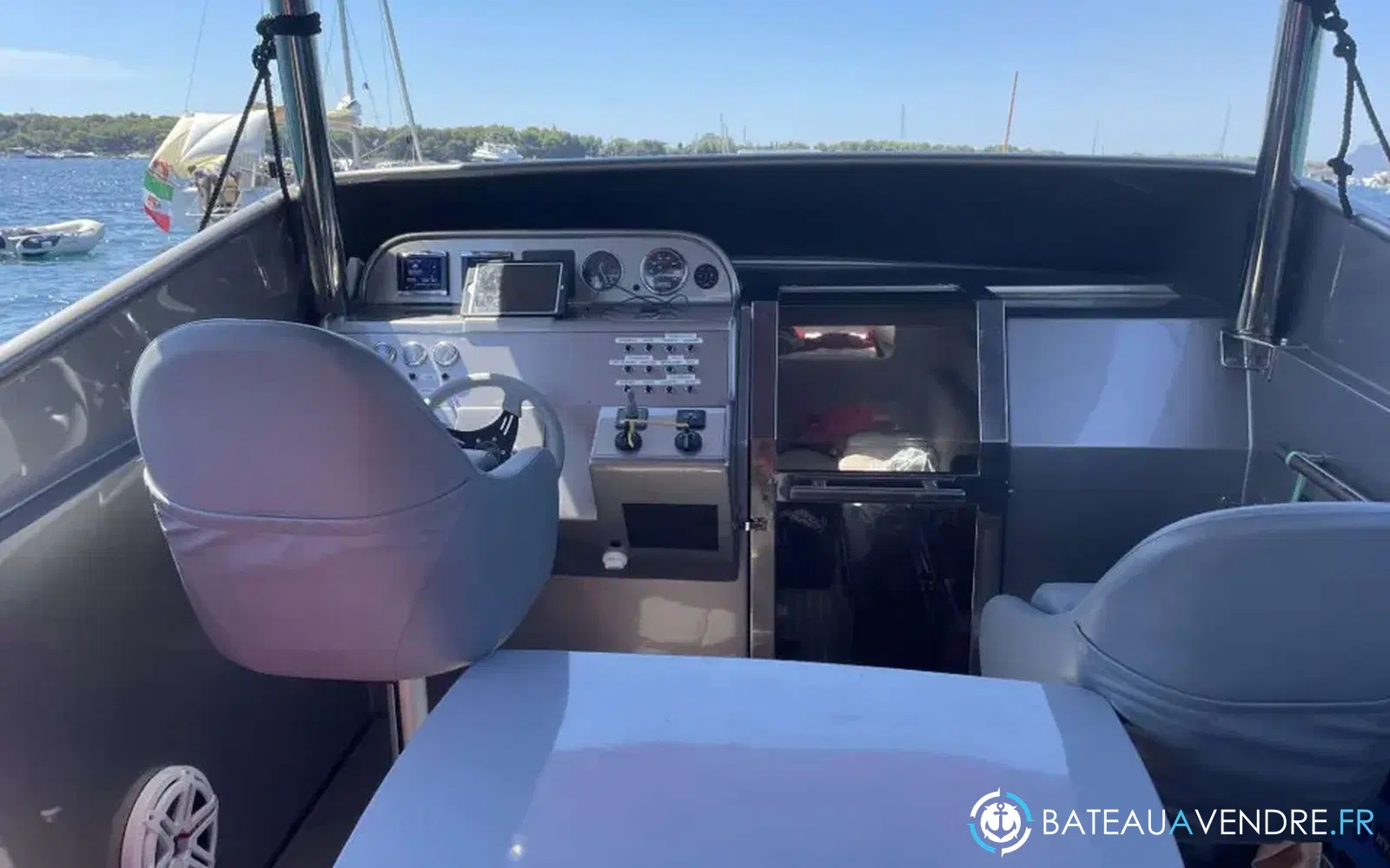 slider 6 Benetti 45