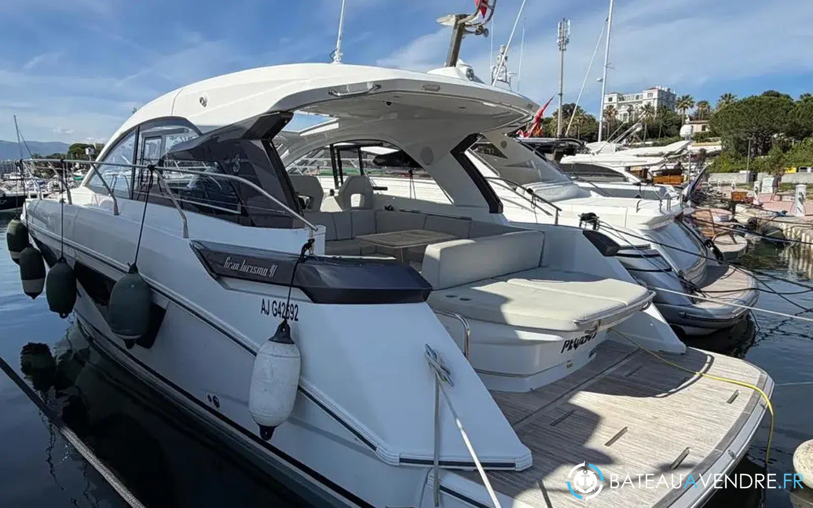 slider 2 Beneteau Gran Turismo 41