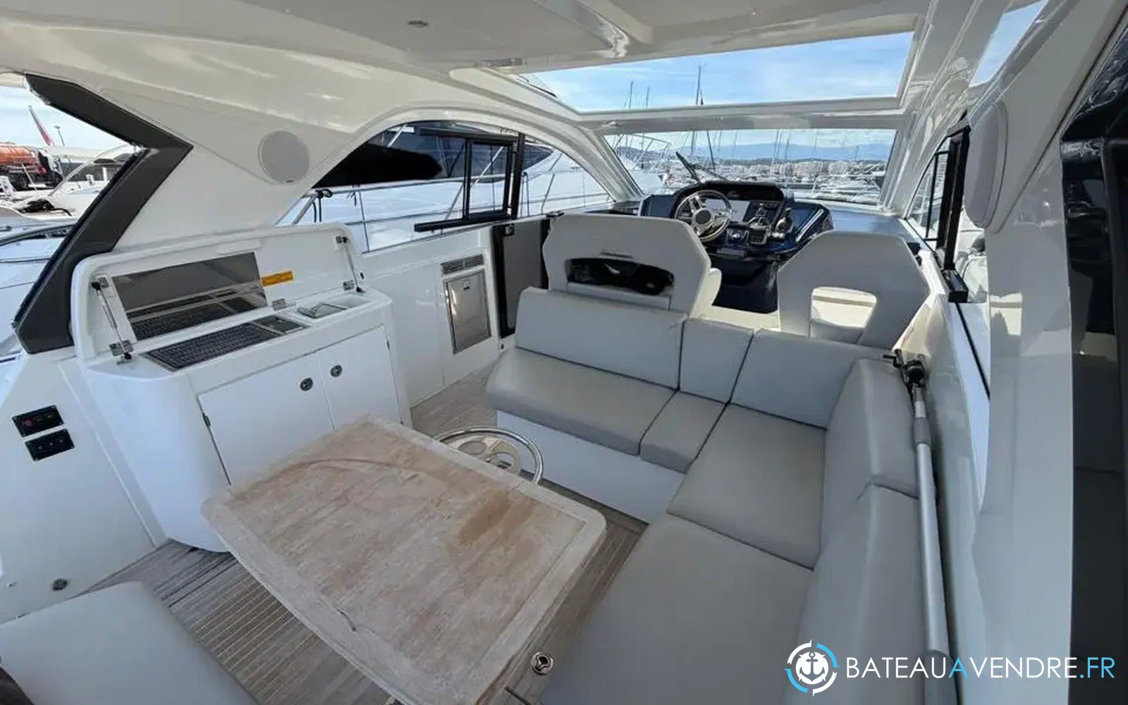 slider 4 Beneteau Gran Turismo 41