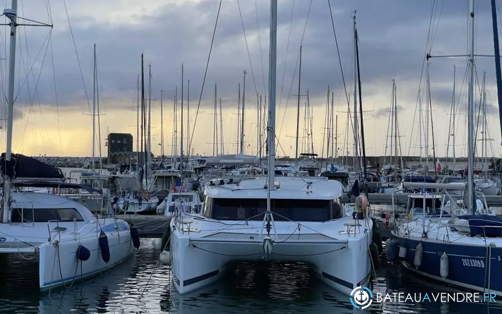 slider 1 Fountaine Pajot Lucia 40
