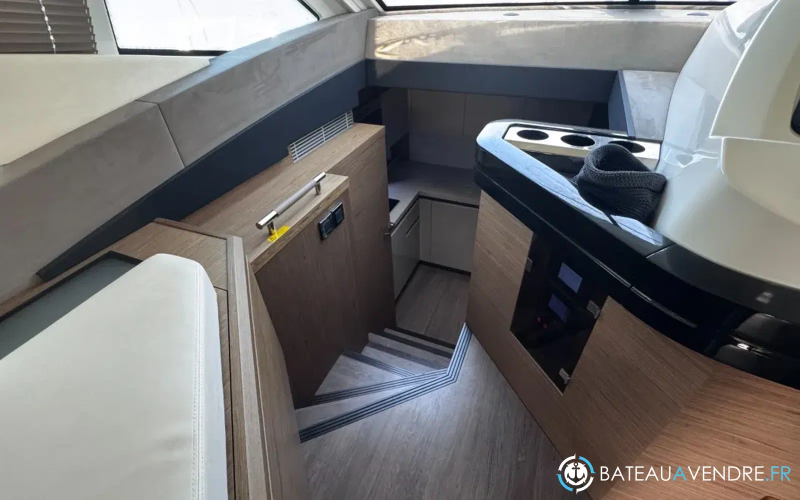 slider 24 Beneteau Gran Turismo 50 FLY