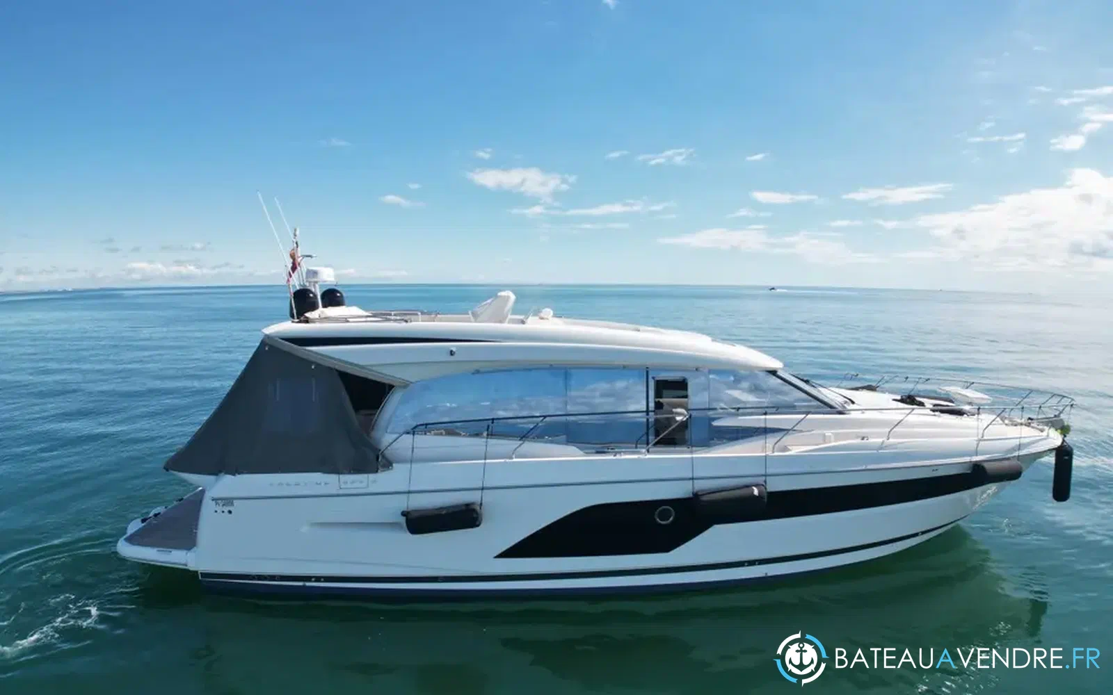 slider 0 Prestige Yachts Prestige 590 S