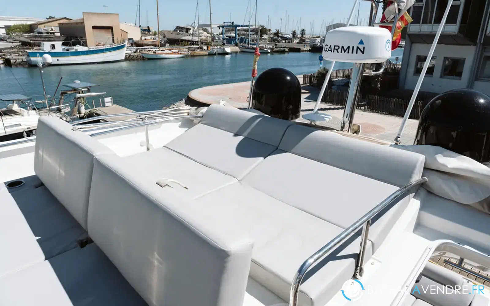 slider 13 Prestige Yachts Prestige 590 S