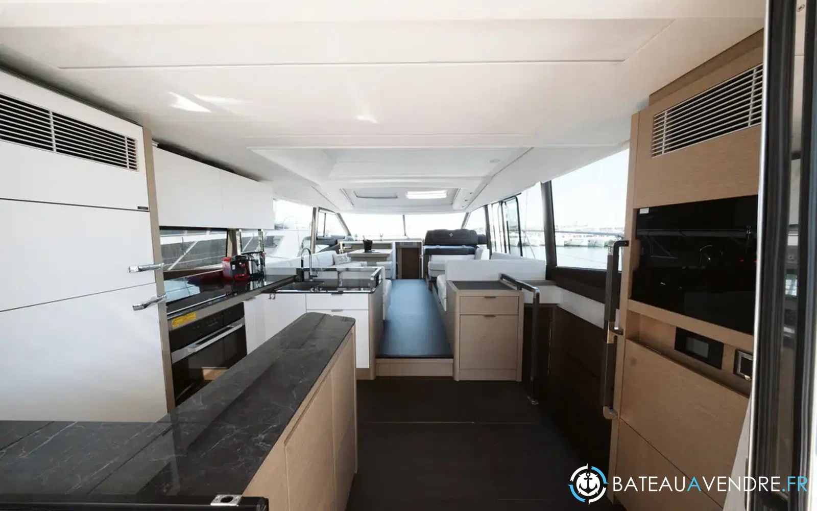slider 16 Prestige Yachts Prestige 590 S