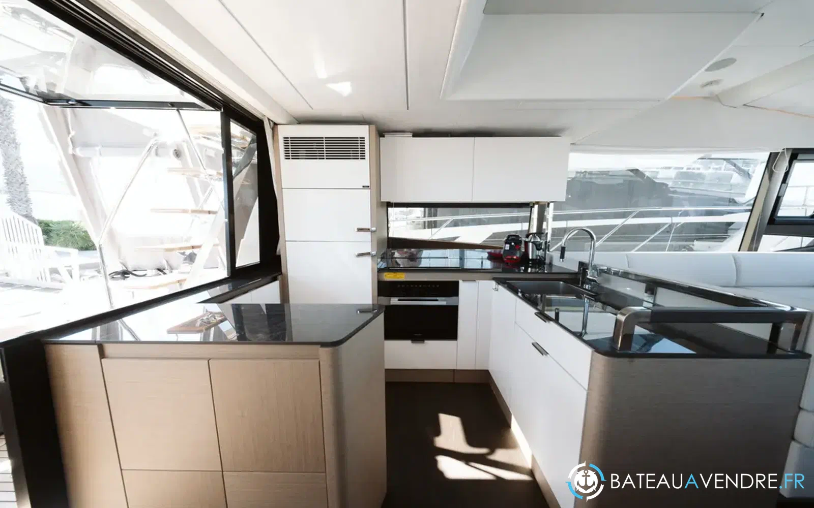 slider 17 Prestige Yachts Prestige 590 S