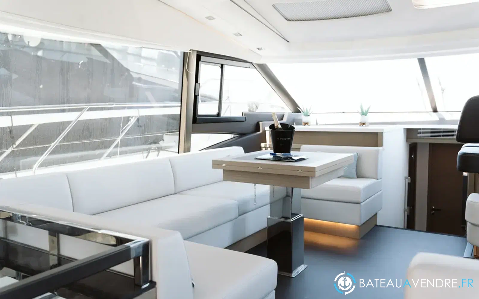 slider 21 Prestige Yachts Prestige 590 S