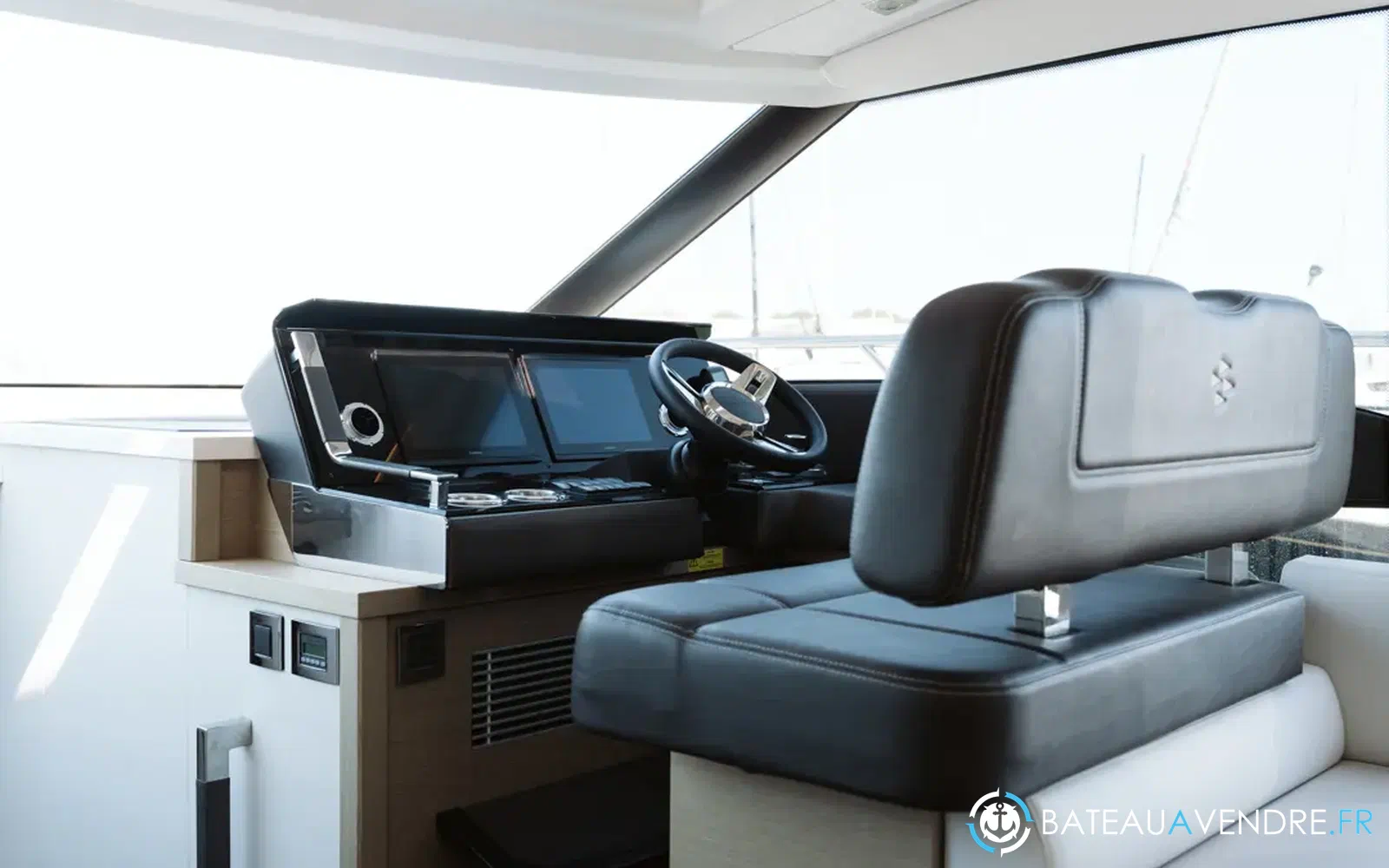 slider 25 Prestige Yachts Prestige 590 S