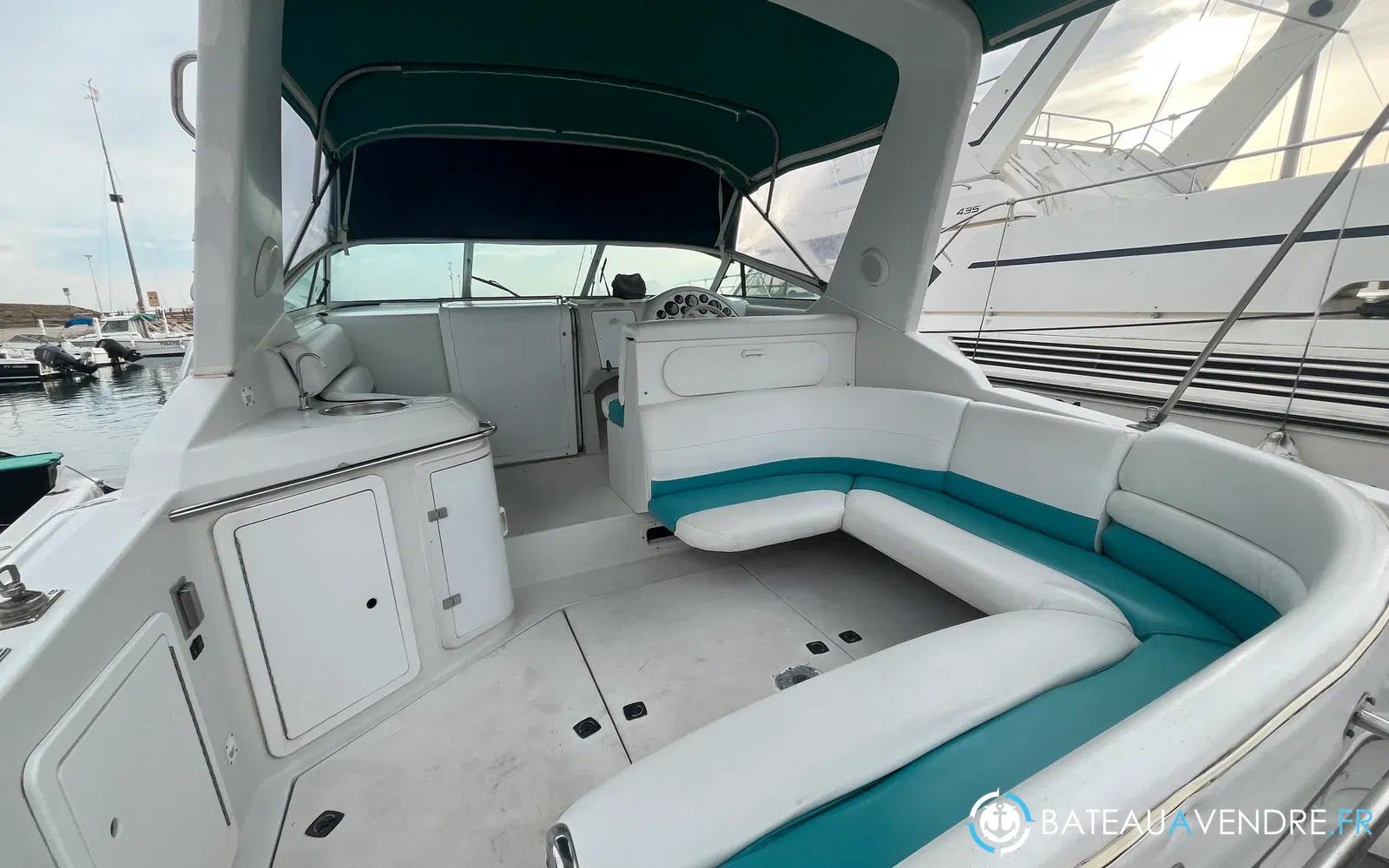 slider 4 Chris Craft Crowne 302
