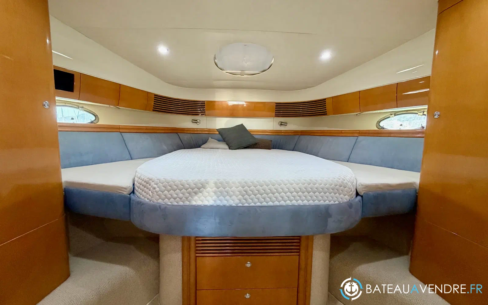 slider 11 Fairline Phantom 50