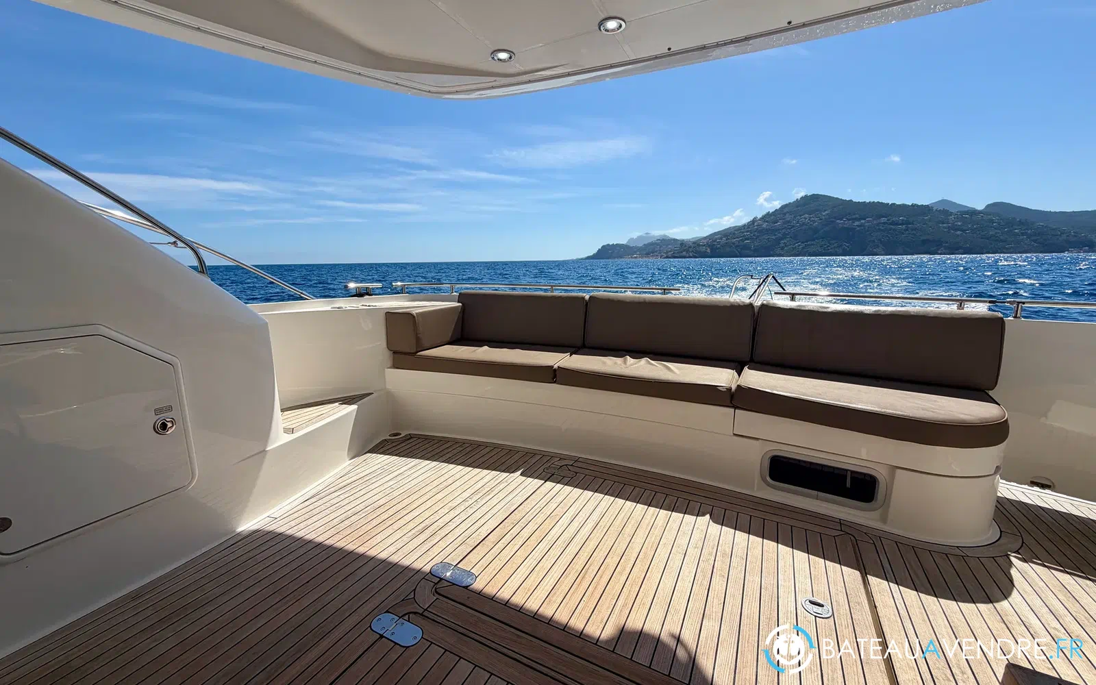 slider 17 Fairline Phantom 50