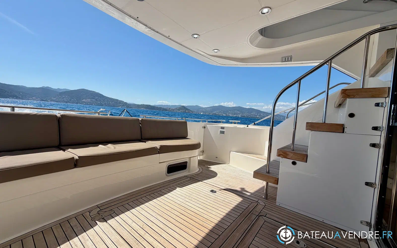 slider 19 Fairline Phantom 50