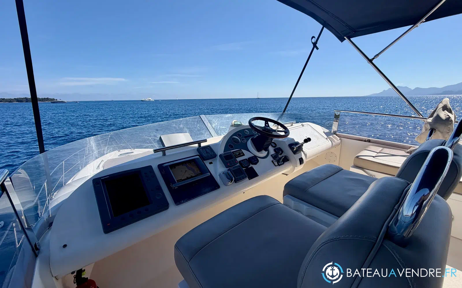 slider 22 Fairline Phantom 50