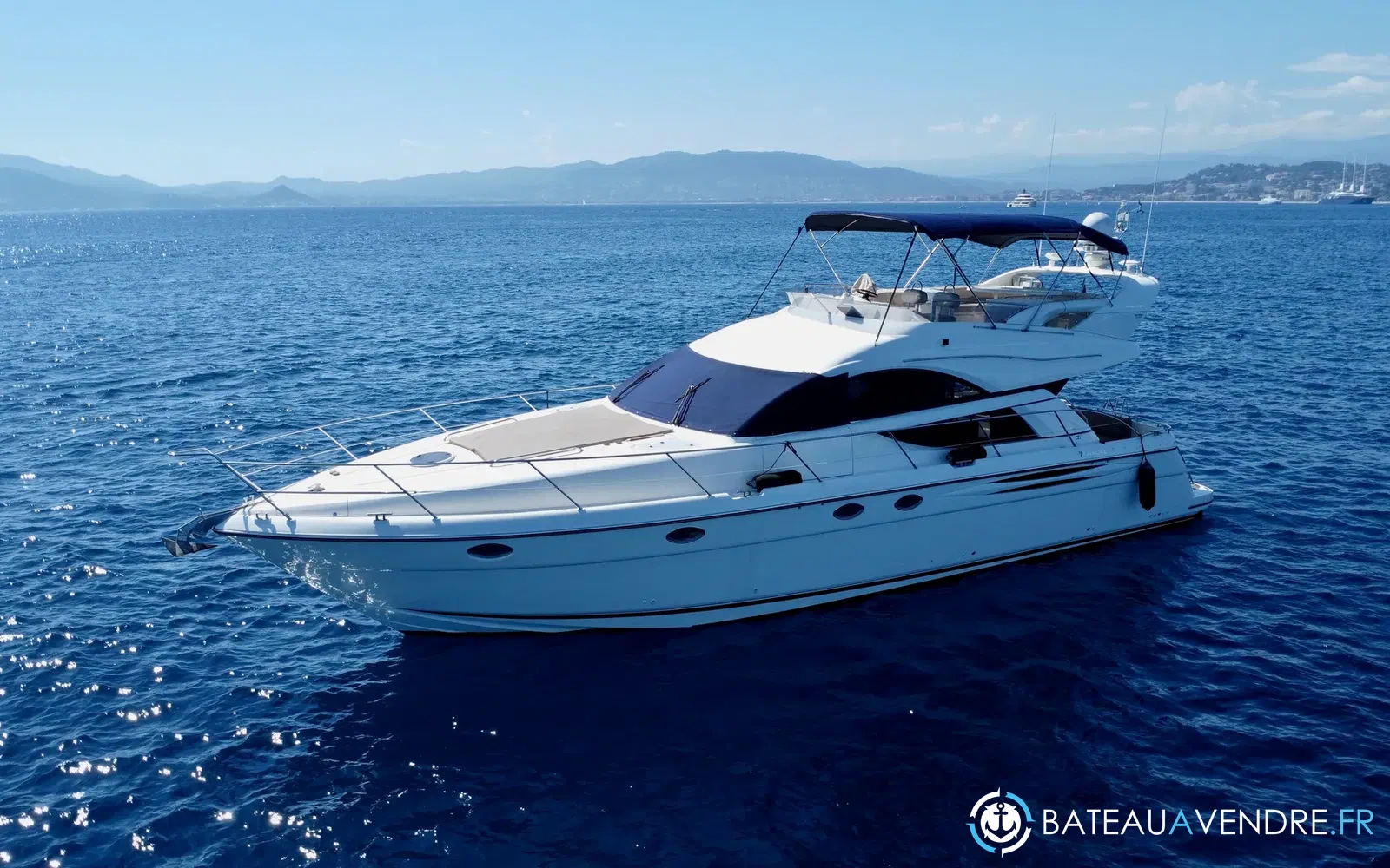 slider 1 Fairline Phantom 50