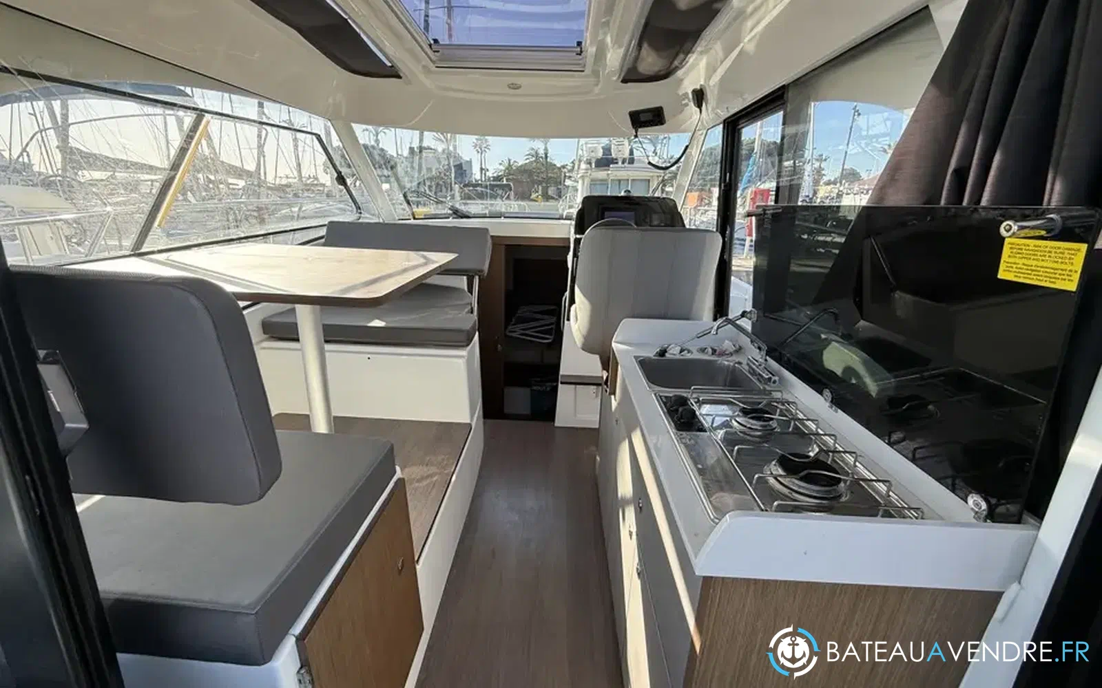 slider 10 Beneteau Antares 9 OB