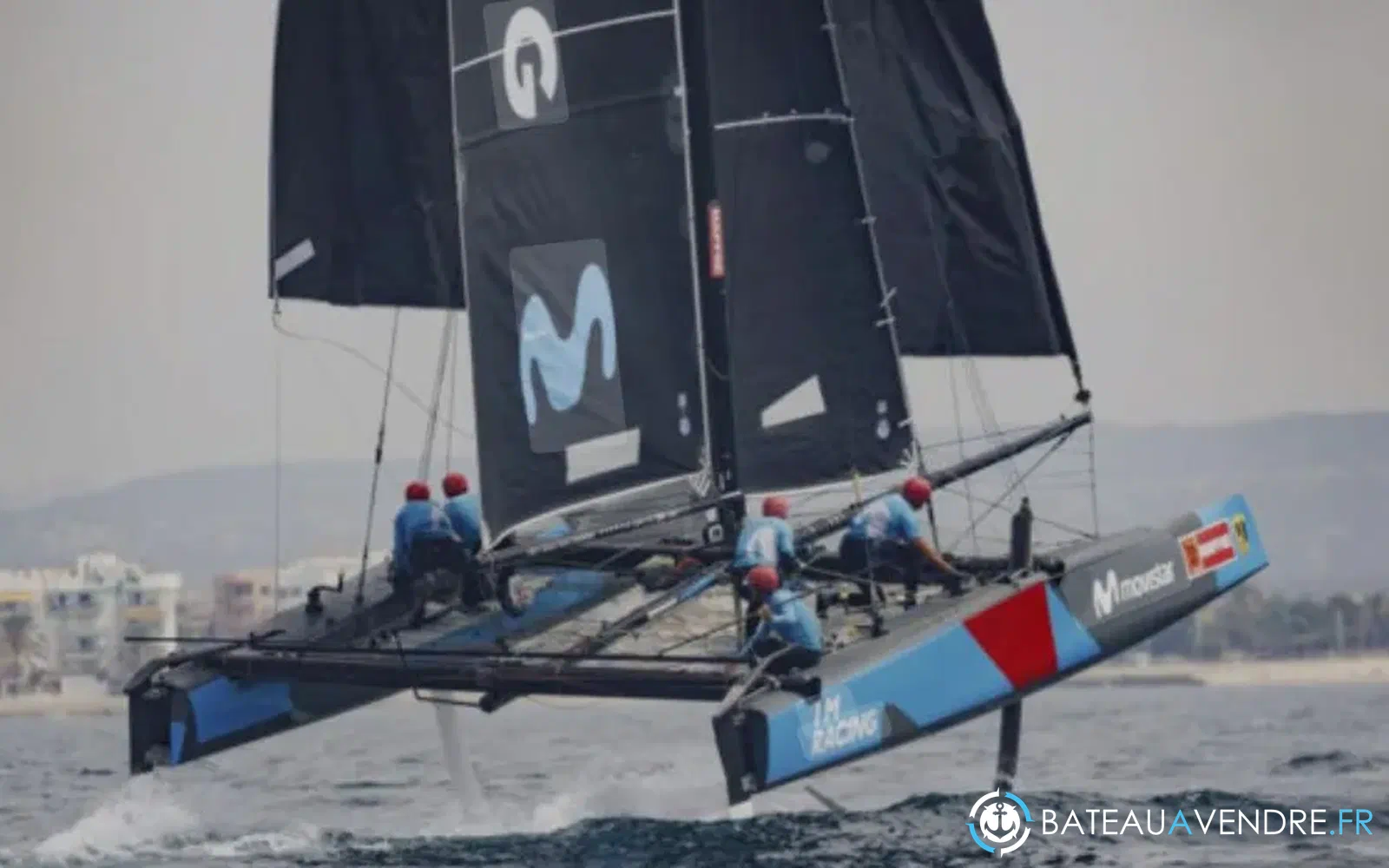 slider 9 Catamaran GC 32 MOVISTAR