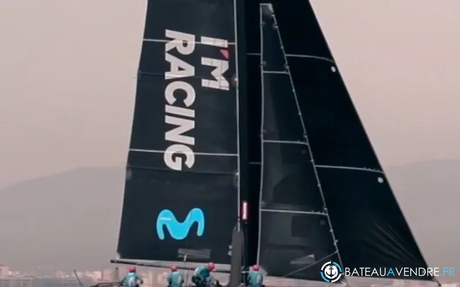 slider 1 Catamaran GC 32 MOVISTAR