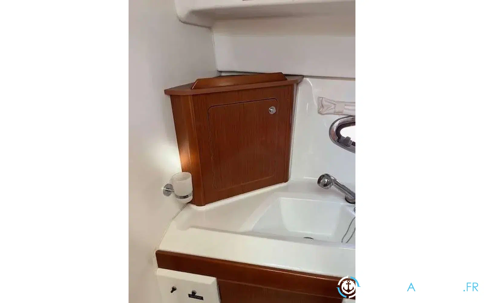 slider 9 Beneteau Antares 30