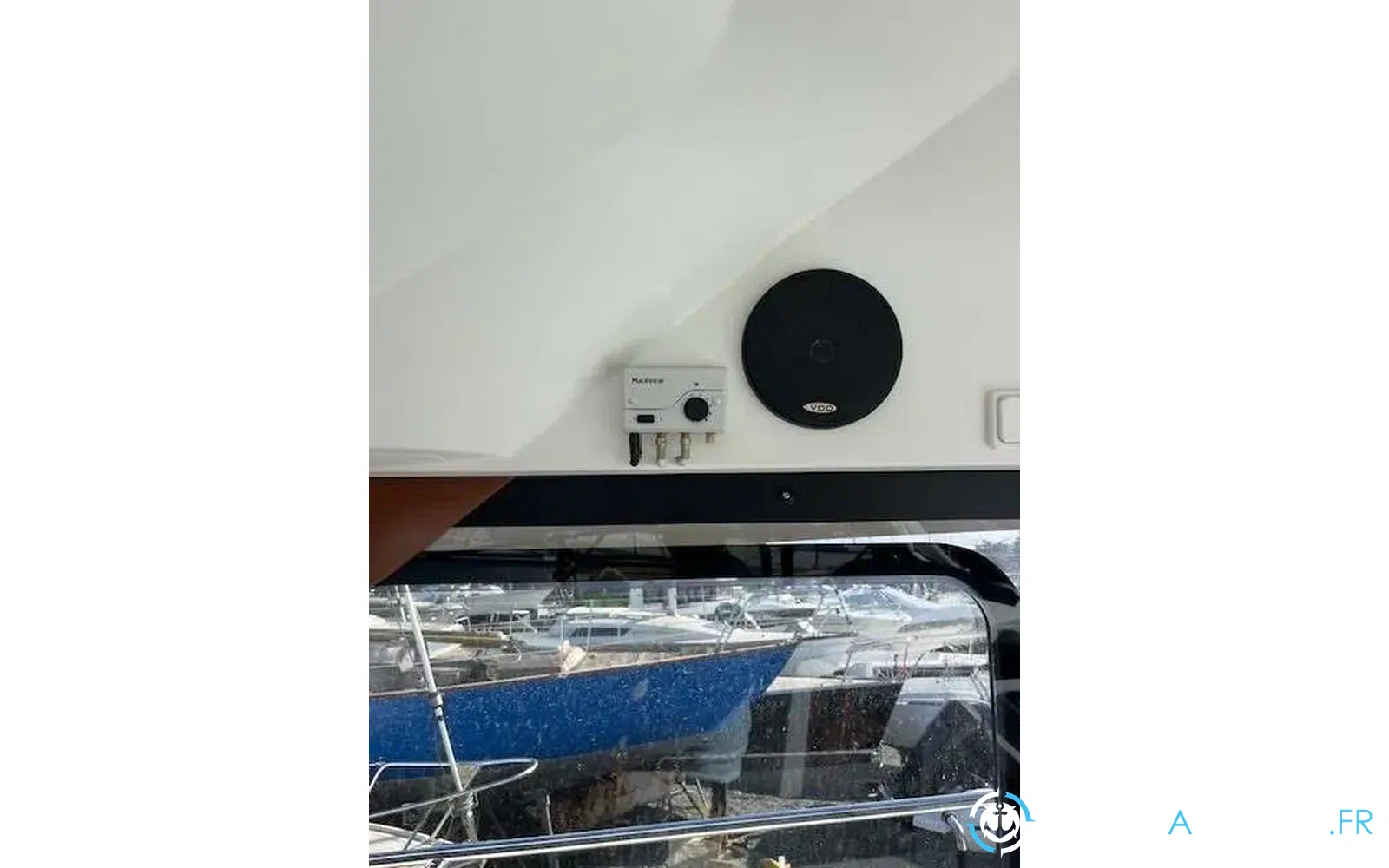 slider 16 Beneteau Antares 30