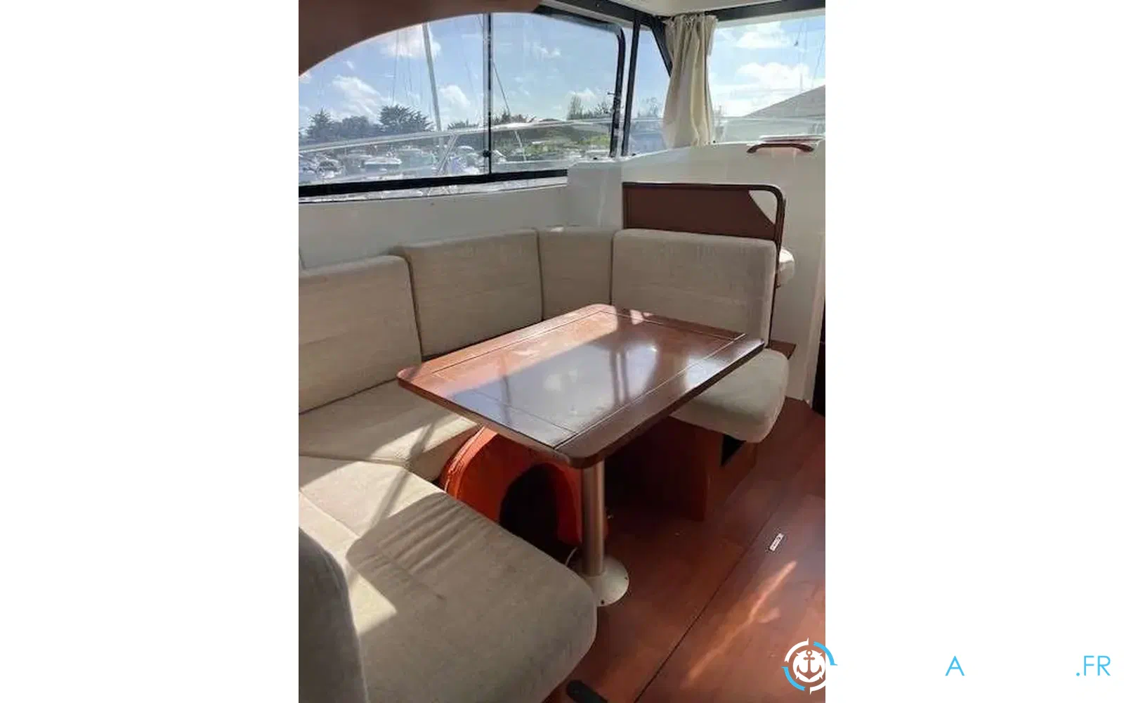 slider 3 Beneteau Antares 30