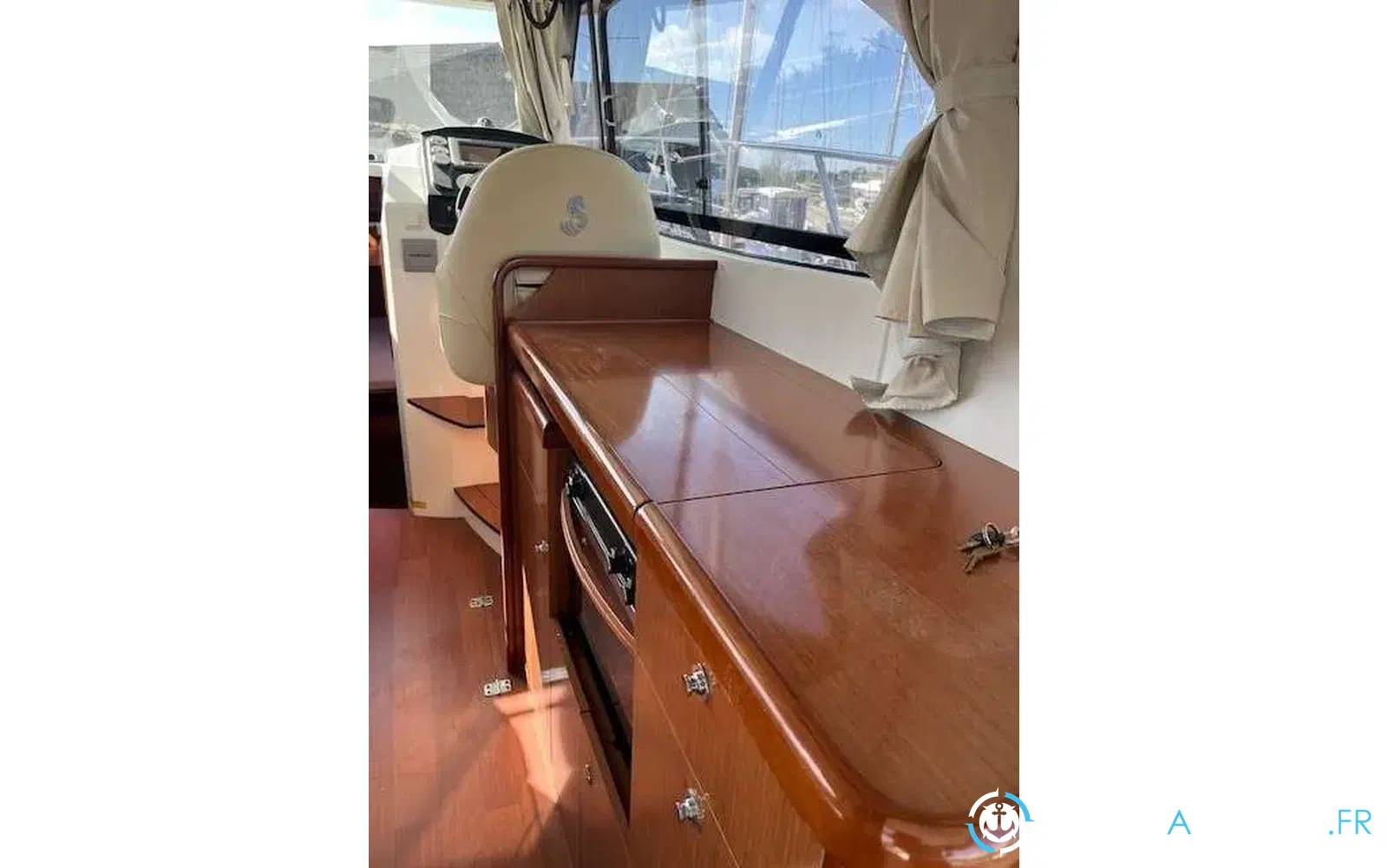 slider 4 Beneteau Antares 30