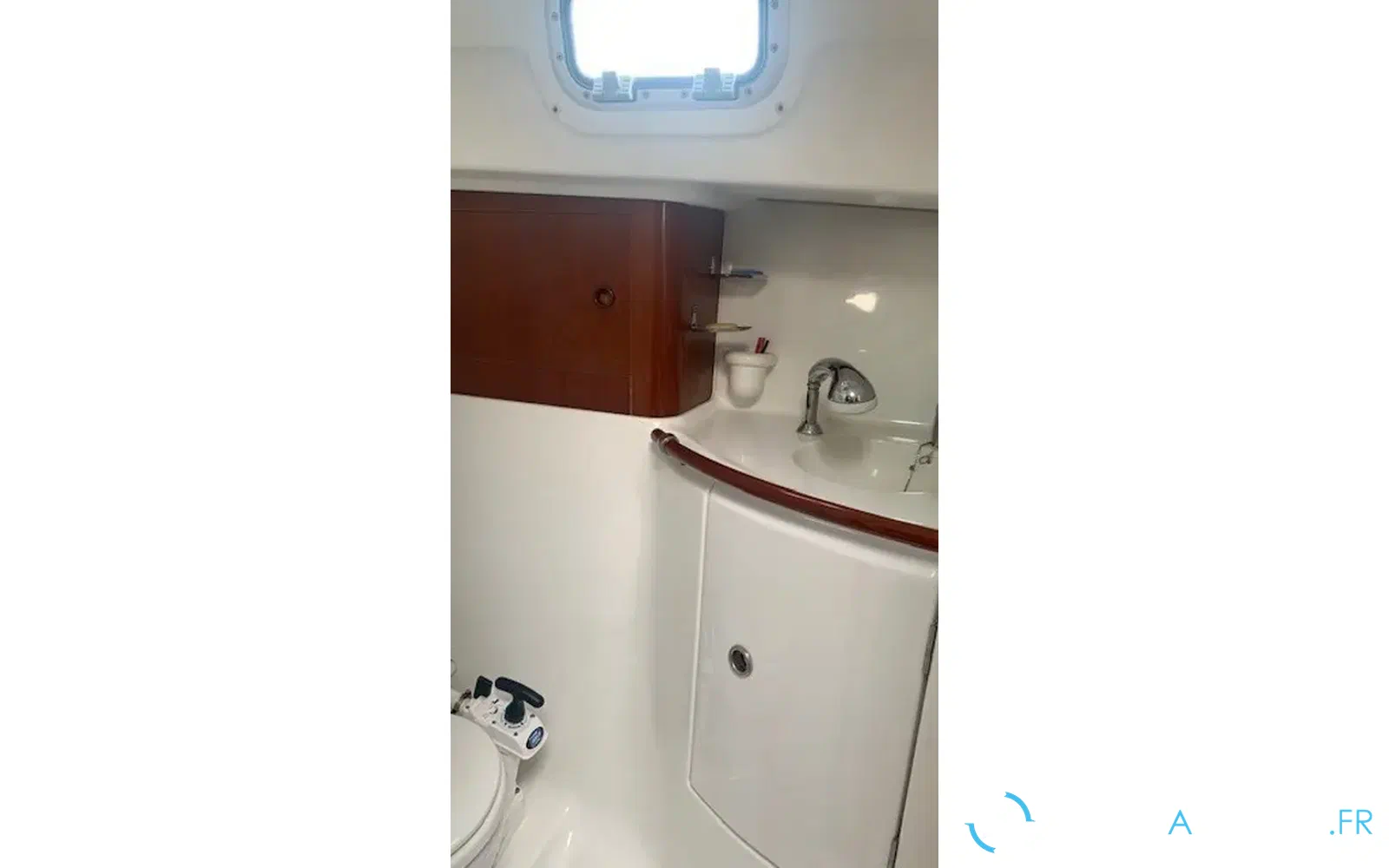 slider 11 Beneteau Ombrine 800