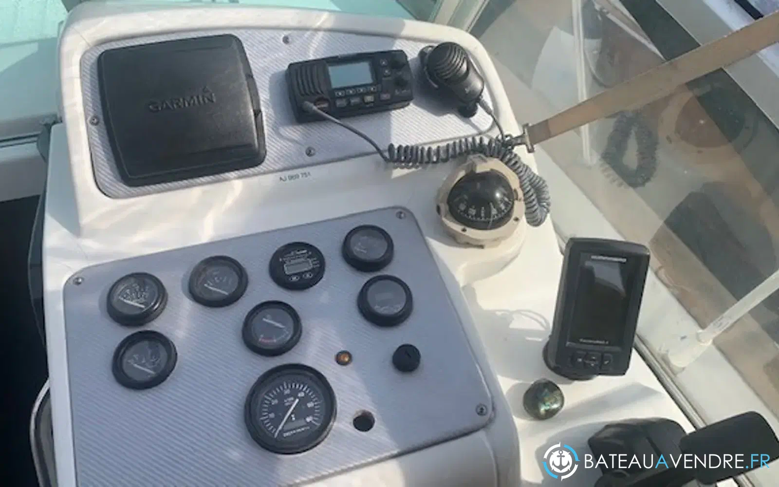 slider 5 Beneteau Ombrine 800