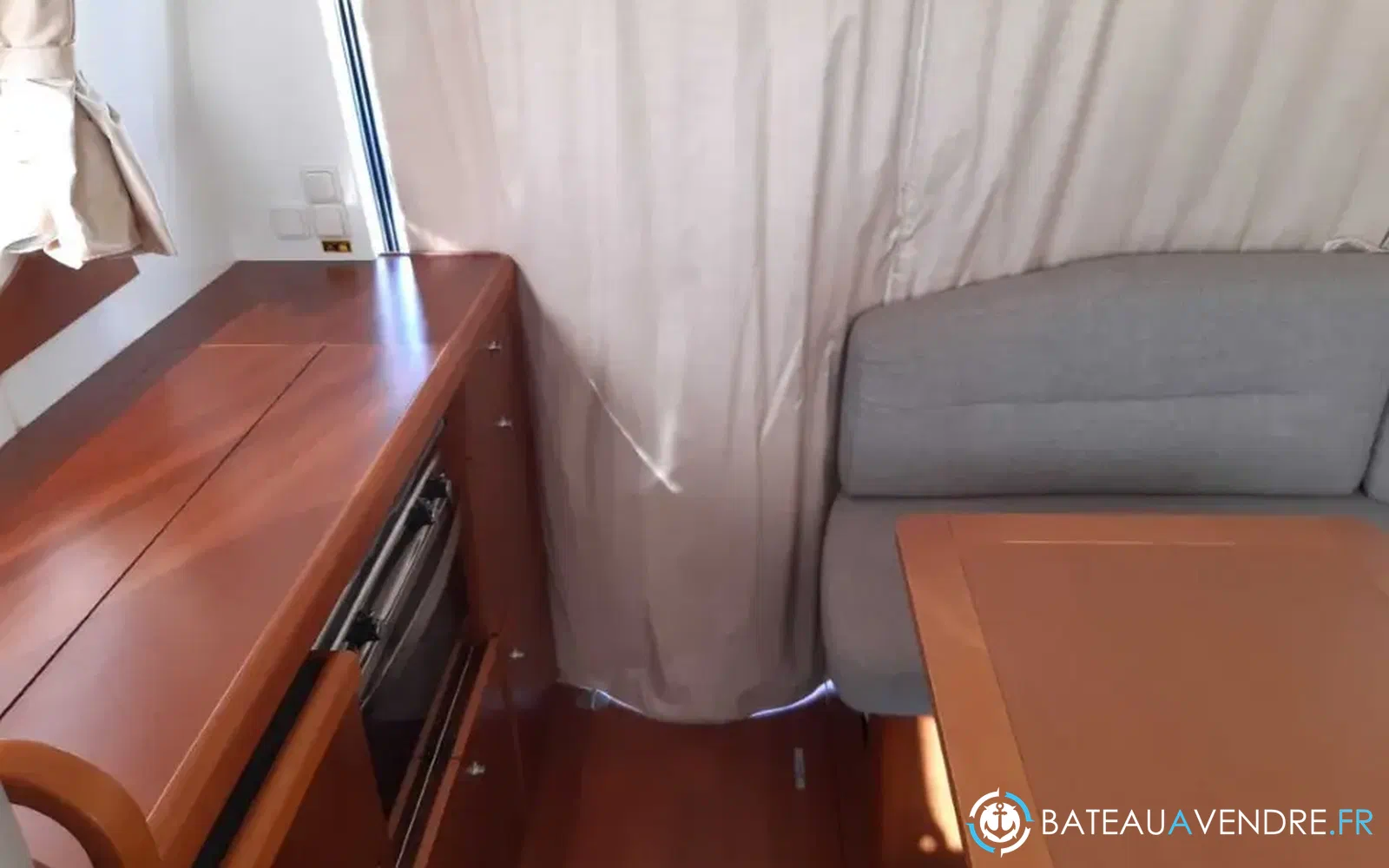 slider 9 Beneteau Antares 30