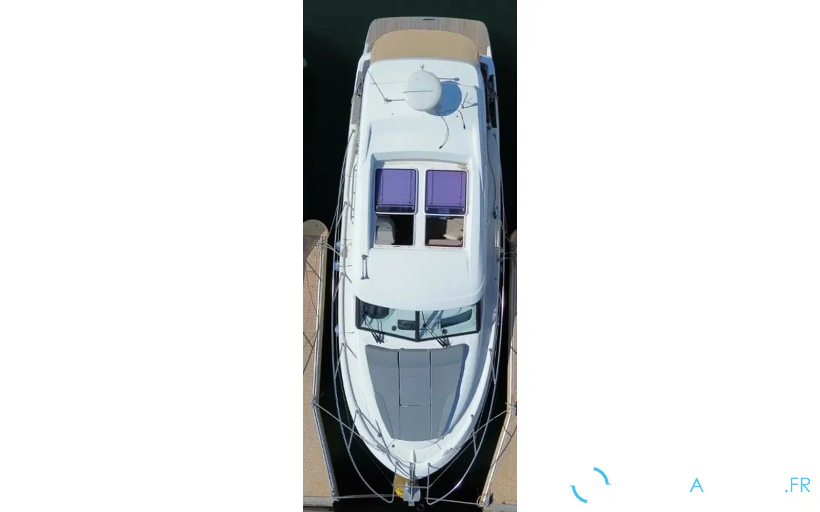 slider 3 Beneteau Antares 30