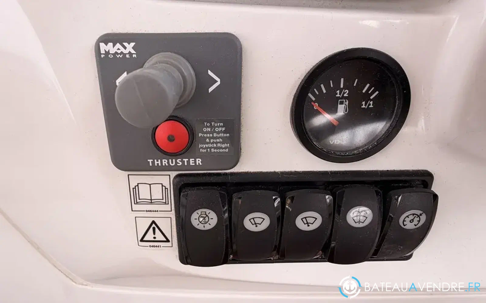 slider 11 Beneteau Antares 8.80 Antares 8.8