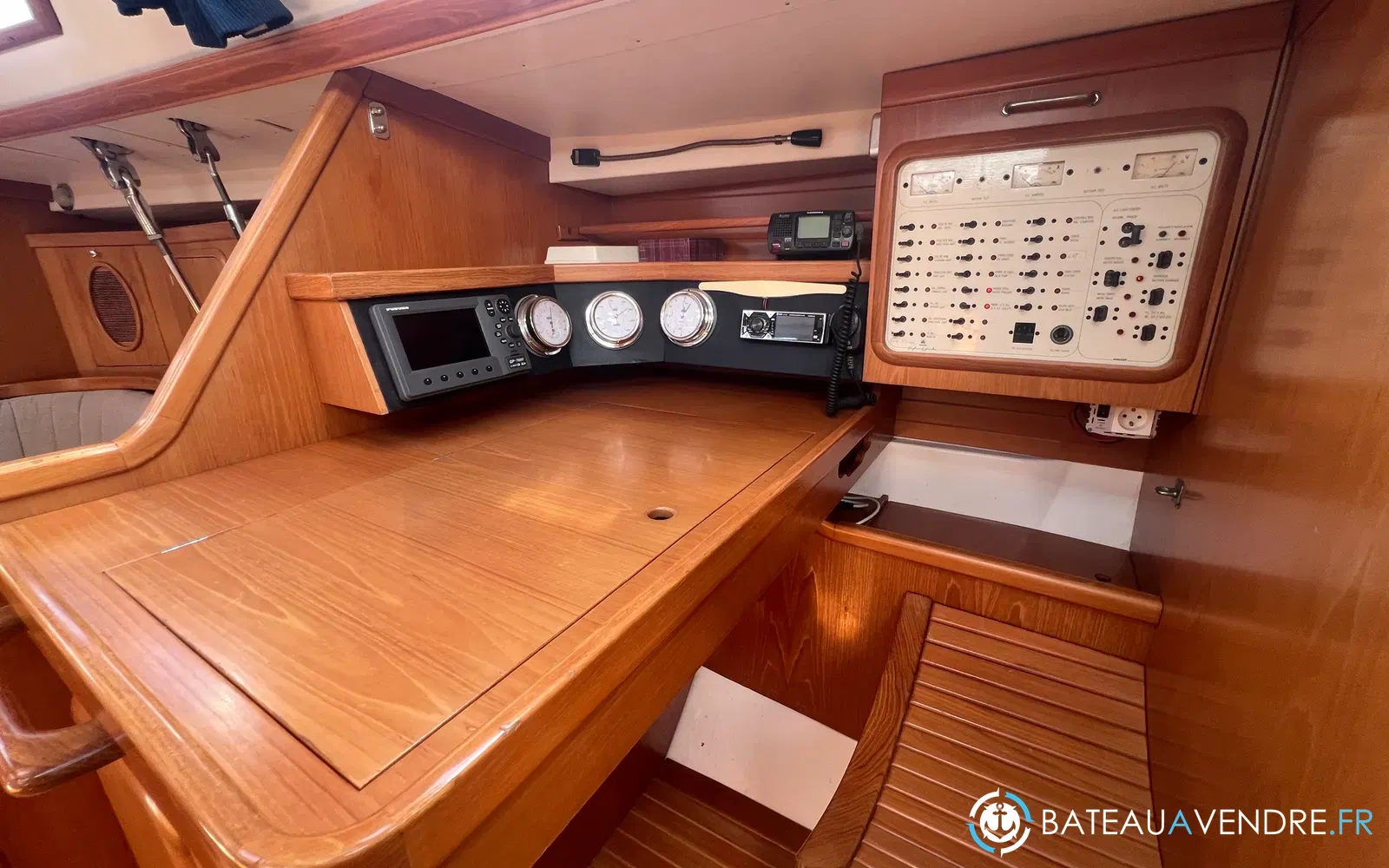 slider 89 Dufour 42 Prestige