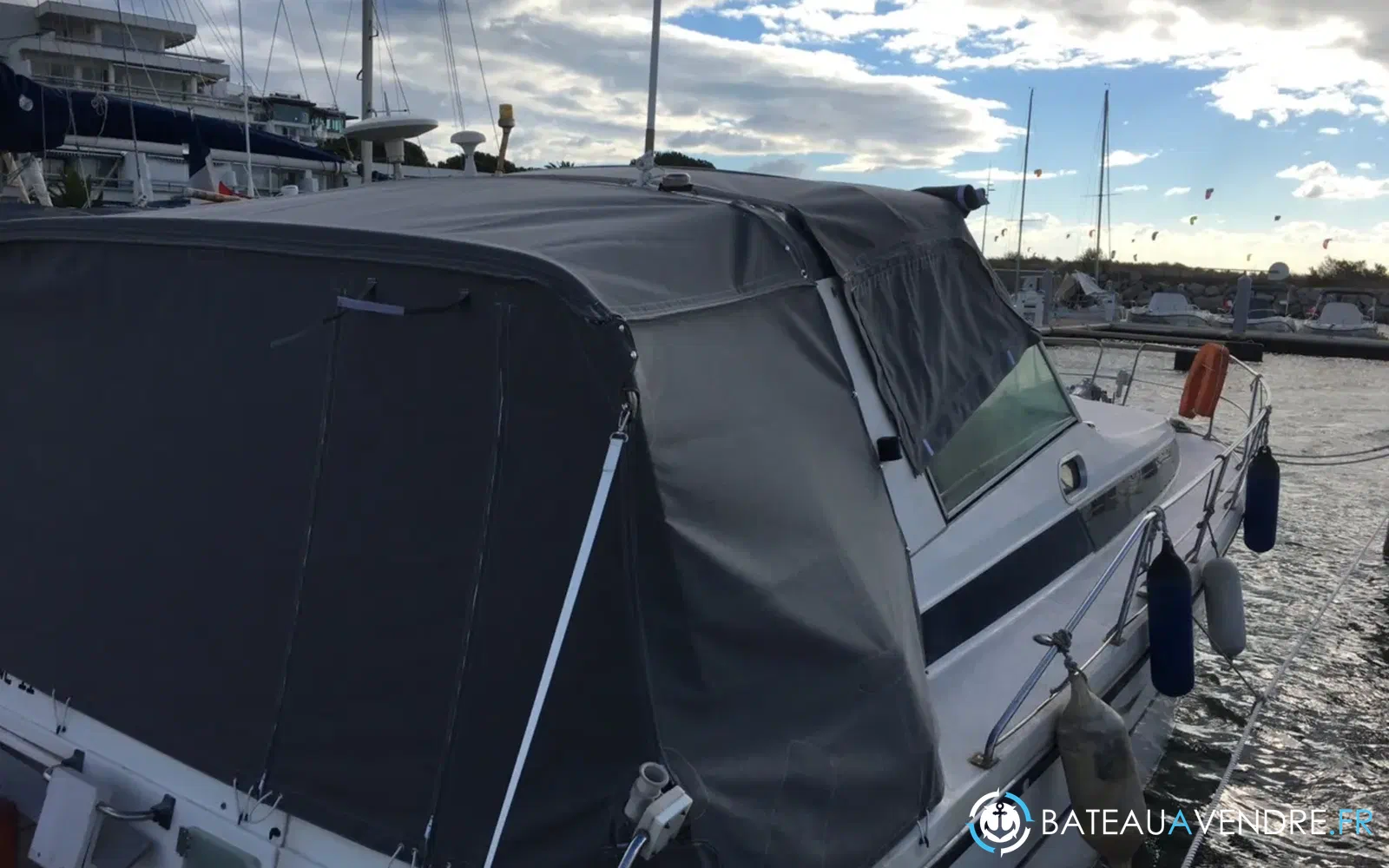 slider 0 Kelt Ocean 1010