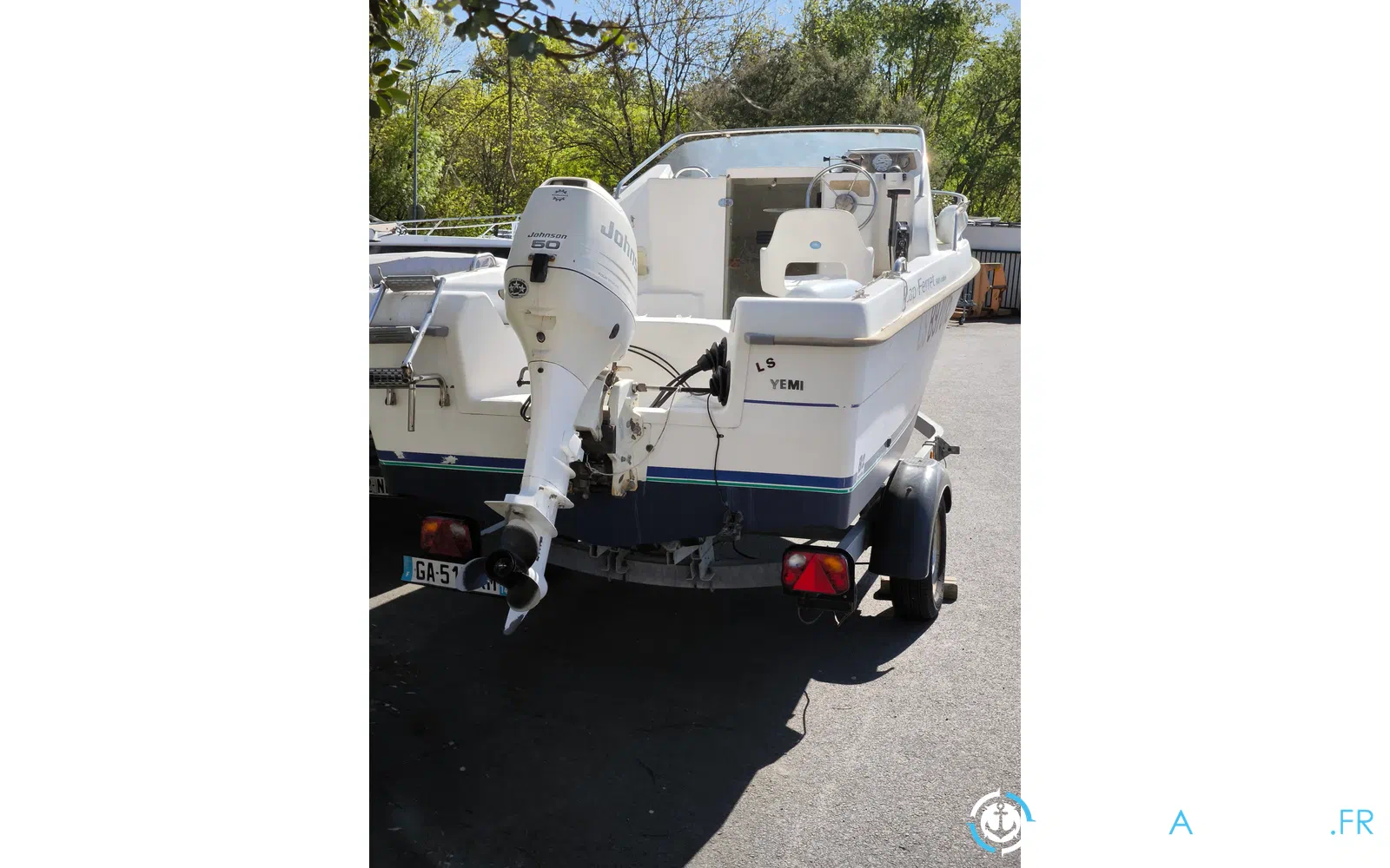 slider 2 B2 Marine Cap Ferret 500