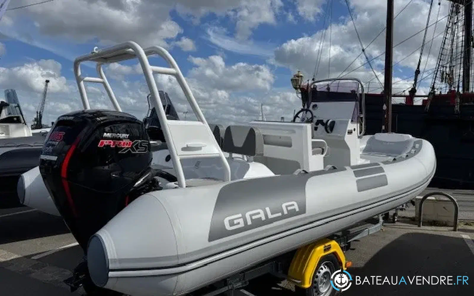 slider 1 Gala Boats V580 Deluxe