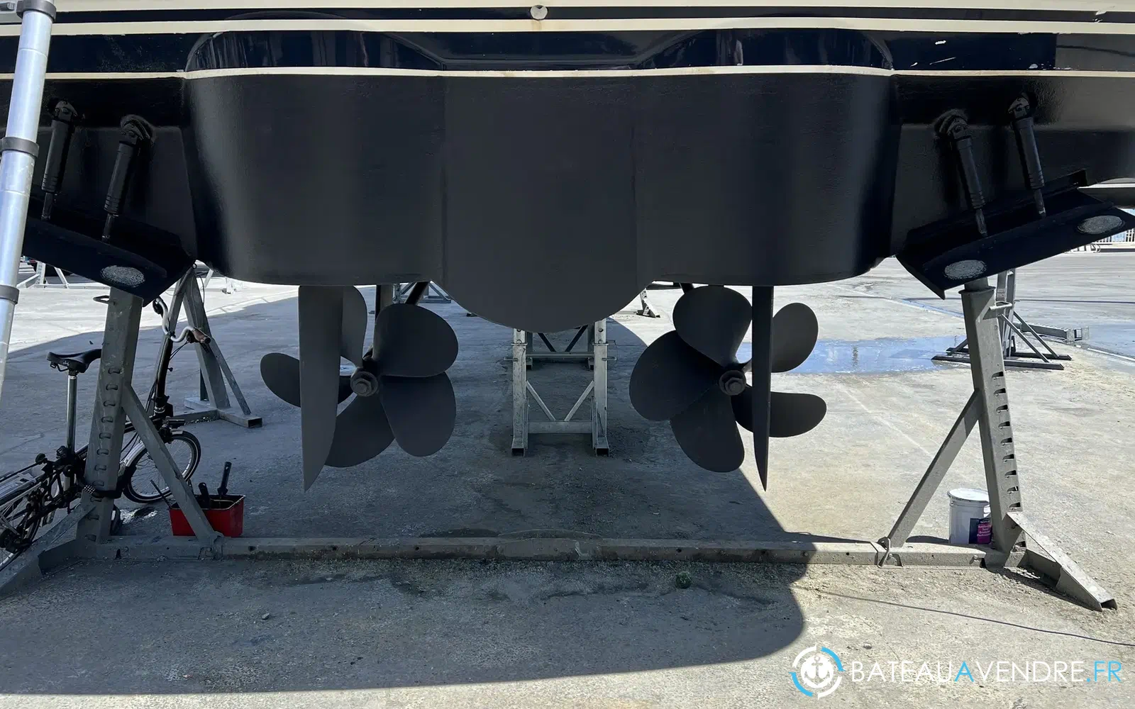 slider 27 Princess 57 Fly