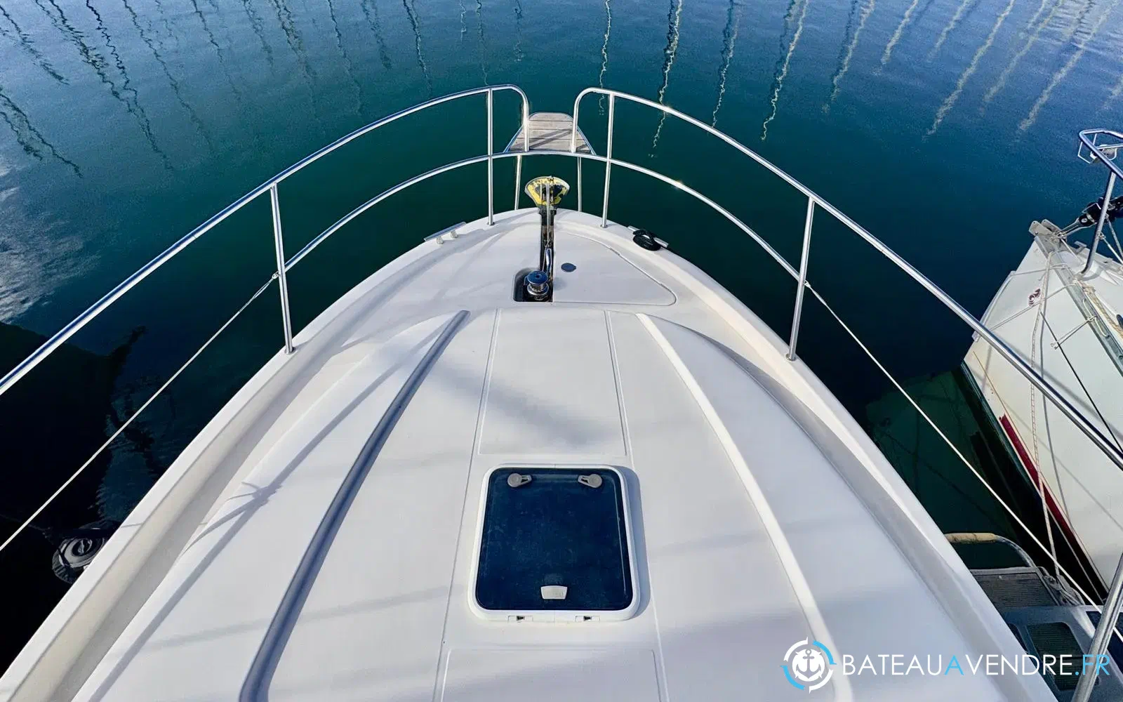 slider 6 Jeanneau Prestige 32 Fly